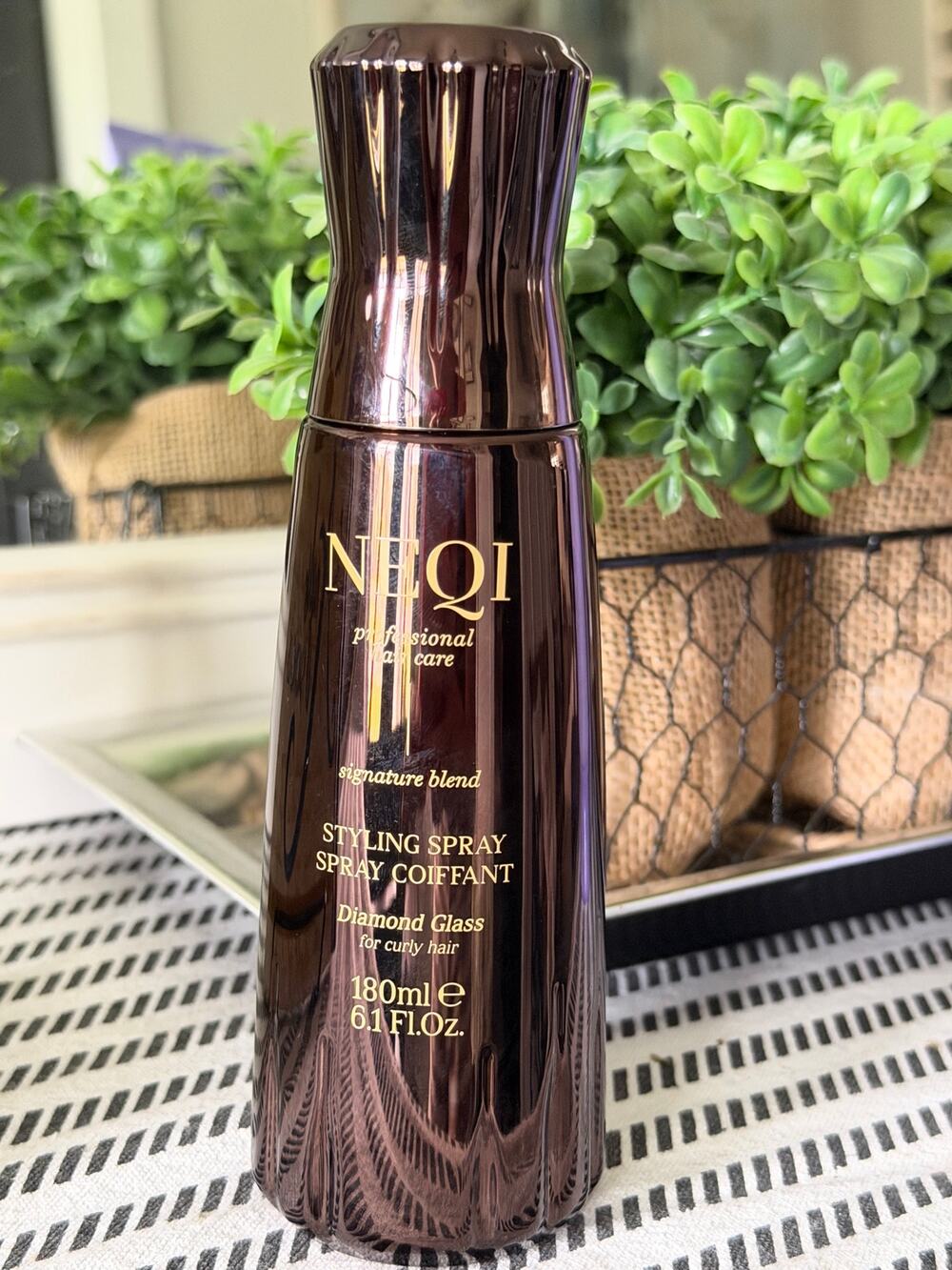NEQI Diamond Glass Styling Spray Curly Hair Anti Frizz Shine 6.1oz Italy